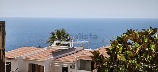 casa indipendente in vendita a Scalea