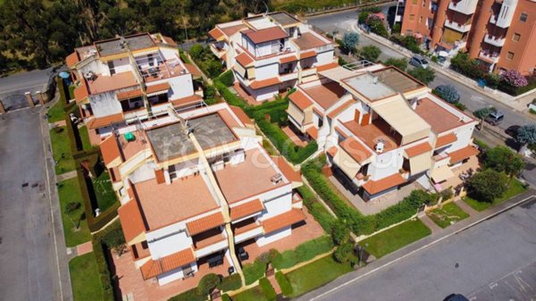 casa indipendente in vendita a Scalea