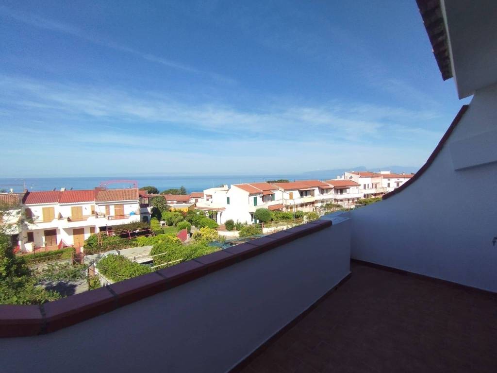 casa indipendente in vendita a Scalea