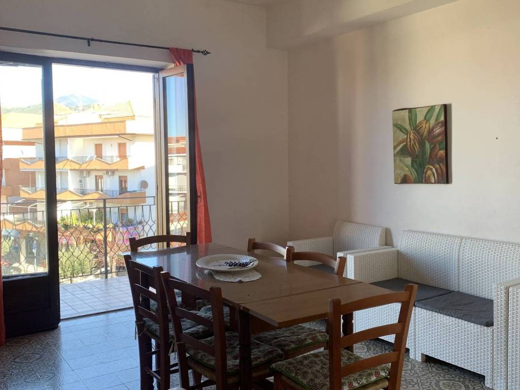 appartamento in vendita a Scalea