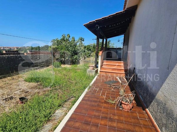 casa indipendente in vendita a Scalea