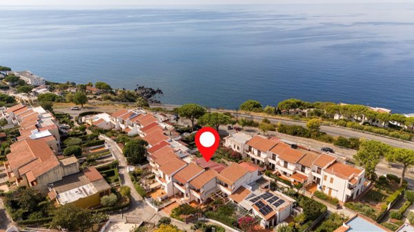 casa indipendente in vendita a Scalea