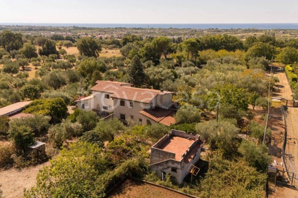 casa indipendente in vendita a Scalea