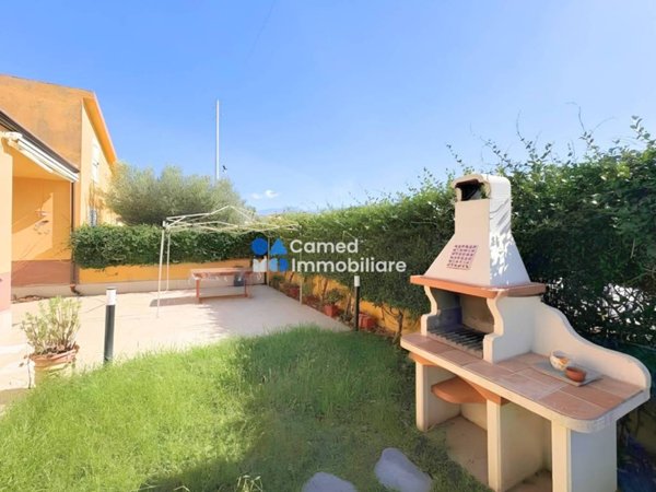 casa indipendente in vendita a Scalea