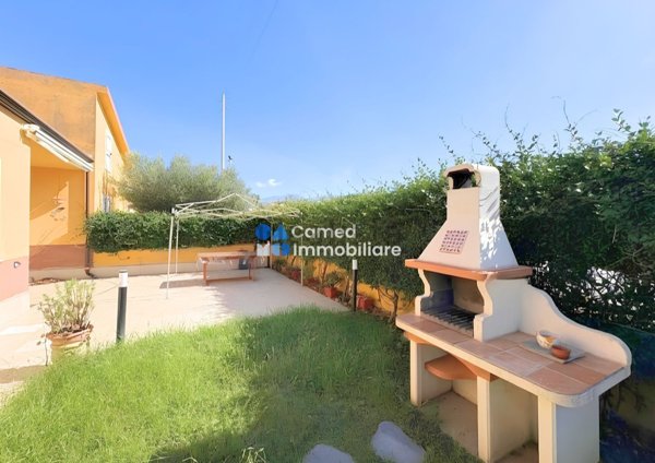 casa indipendente in vendita a Scalea