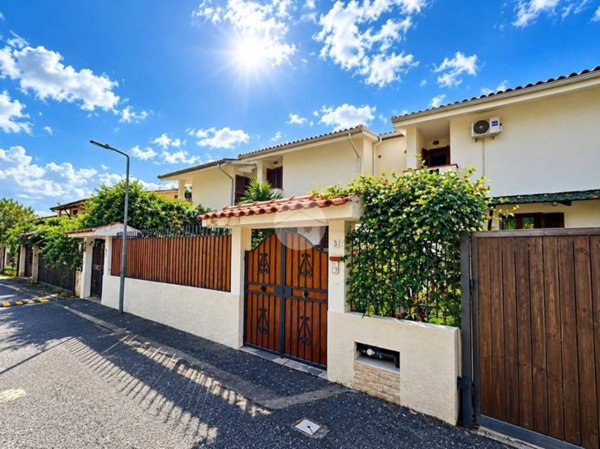 casa indipendente in vendita a Scalea