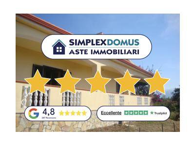 casa indipendente in vendita a Scalea