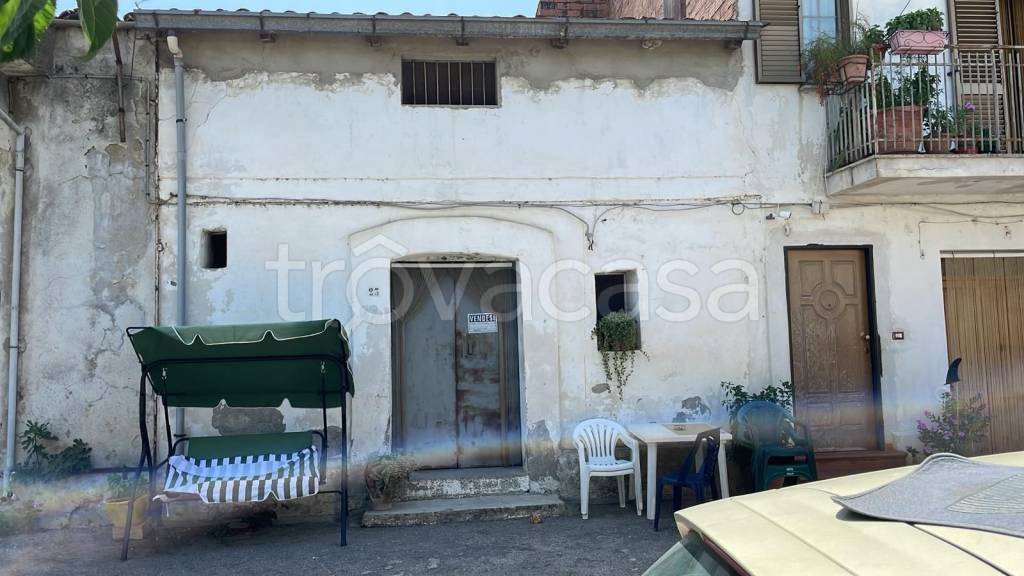 casa indipendente in vendita a Spezzano Albanese