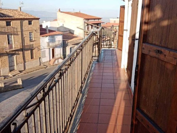appartamento in vendita a Spezzano Albanese
