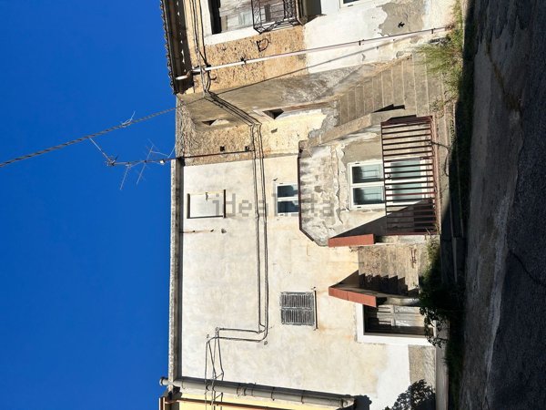 casa indipendente in vendita a Spezzano Albanese
