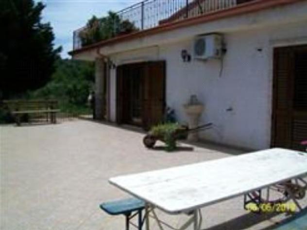 casa indipendente in vendita a Spezzano Albanese