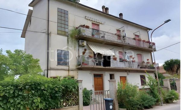 casale in vendita a Spezzano Albanese in zona Stazione