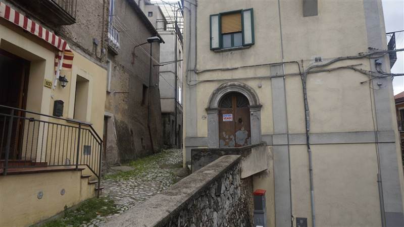 appartamento in vendita a Spezzano della Sila