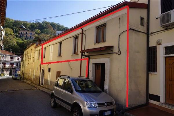appartamento in vendita a Spezzano della Sila