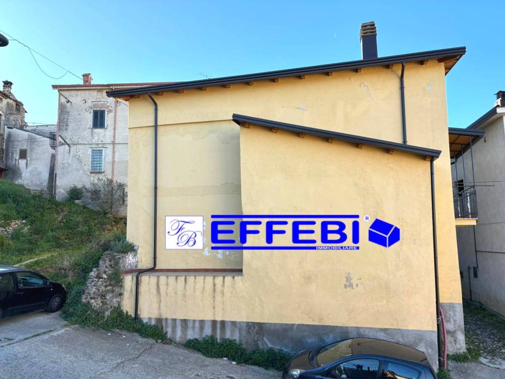 appartamento in vendita a Spezzano della Sila