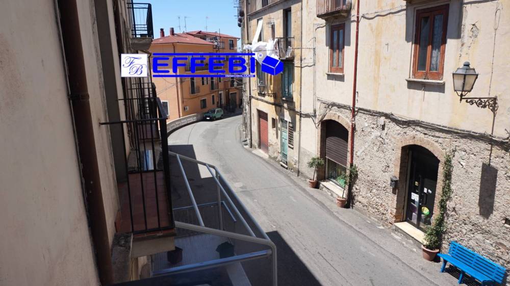 appartamento in vendita a Spezzano della Sila