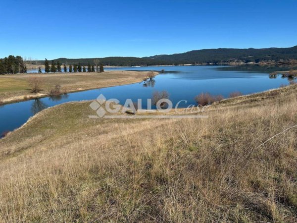 terreno agricolo in vendita a Spezzano della Sila in zona Camigliatello Silano