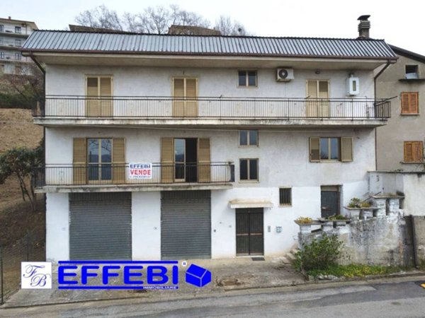 appartamento in vendita a Spezzano della Sila