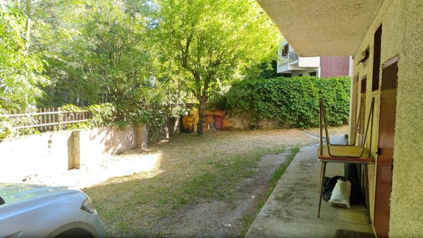 appartamento in vendita a Spezzano della Sila in zona Camigliatello Silano