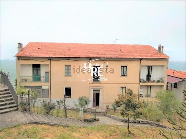 appartamento in vendita a Spezzano della Sila