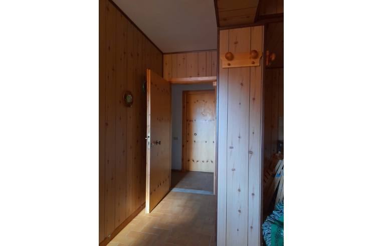 appartamento in vendita a Spezzano della Sila in zona Camigliatello Silano