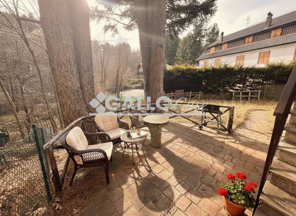 appartamento in vendita a Spezzano della Sila in zona Camigliatello Silano