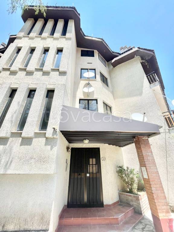 appartamento in vendita a Spezzano della Sila in zona Camigliatello Silano