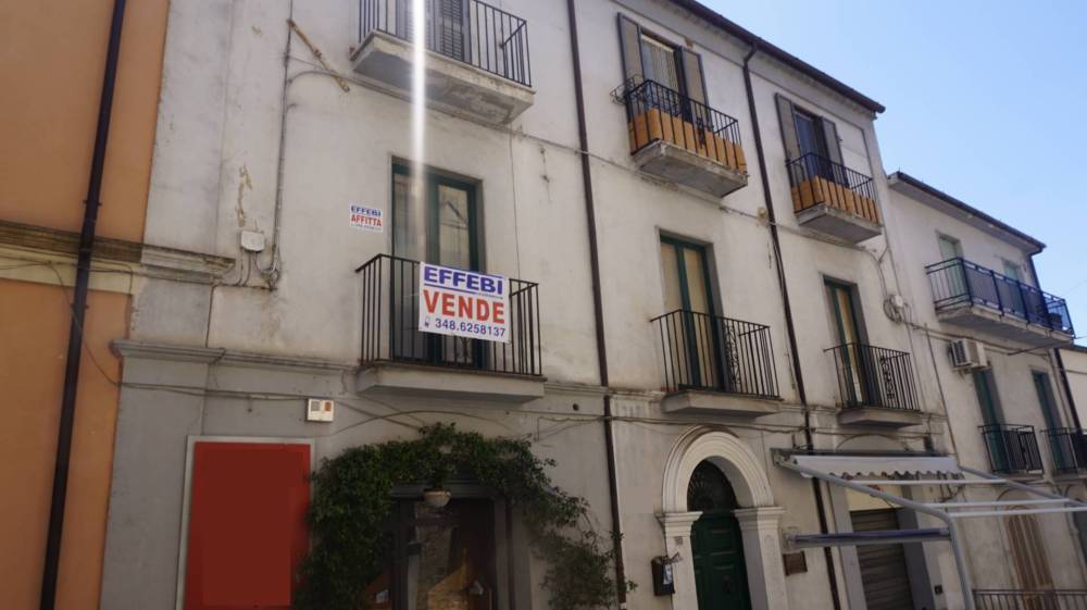 appartamento in vendita a Spezzano della Sila