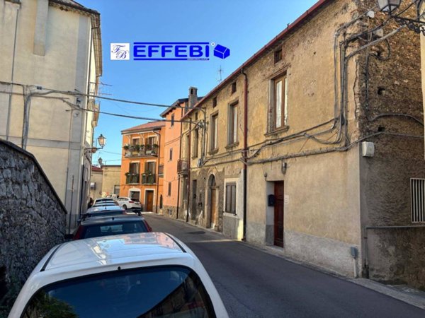 appartamento in vendita a Spezzano della Sila