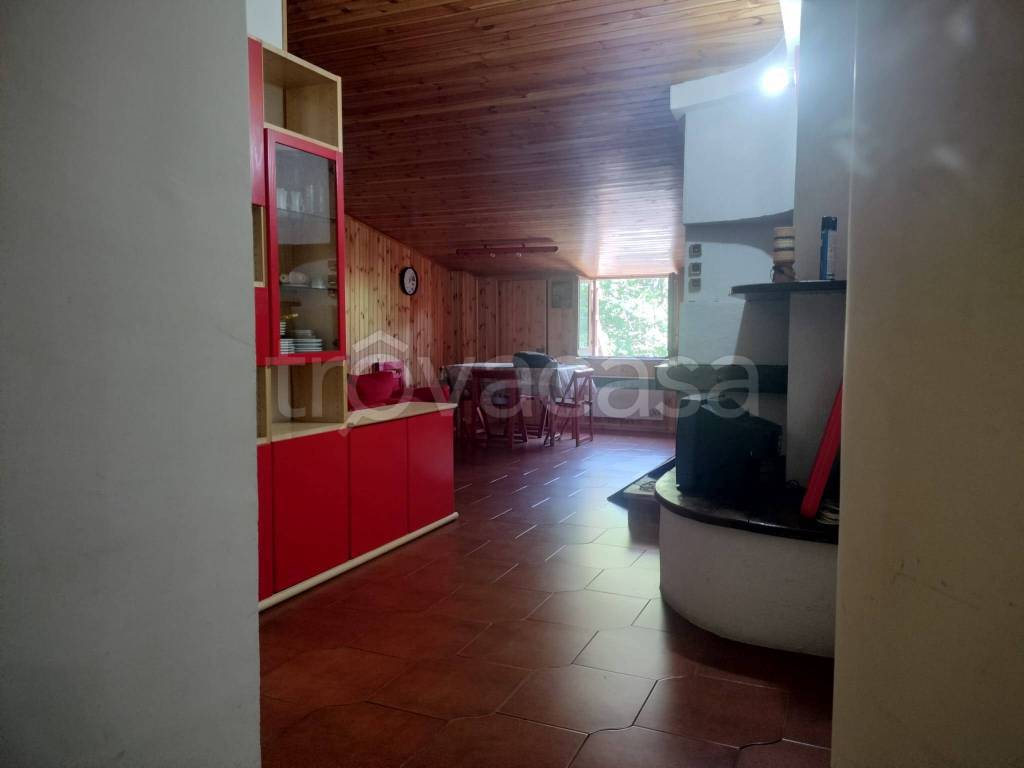 appartamento in vendita a Spezzano della Sila in zona Camigliatello Silano