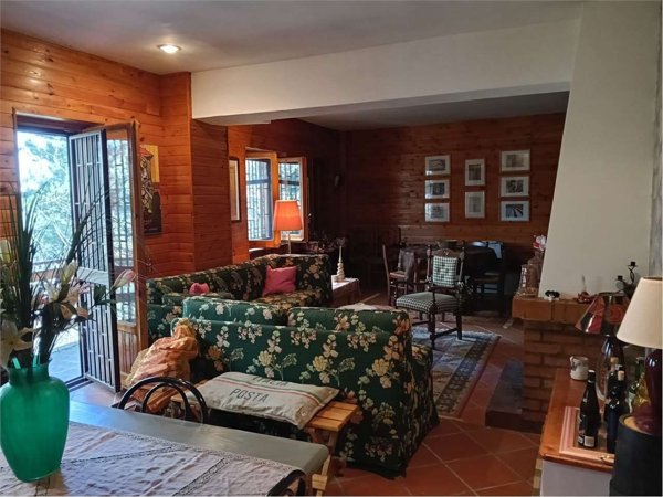 appartamento in vendita a Spezzano della Sila in zona Camigliatello Silano