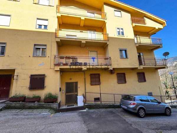 appartamento in vendita a Spezzano della Sila