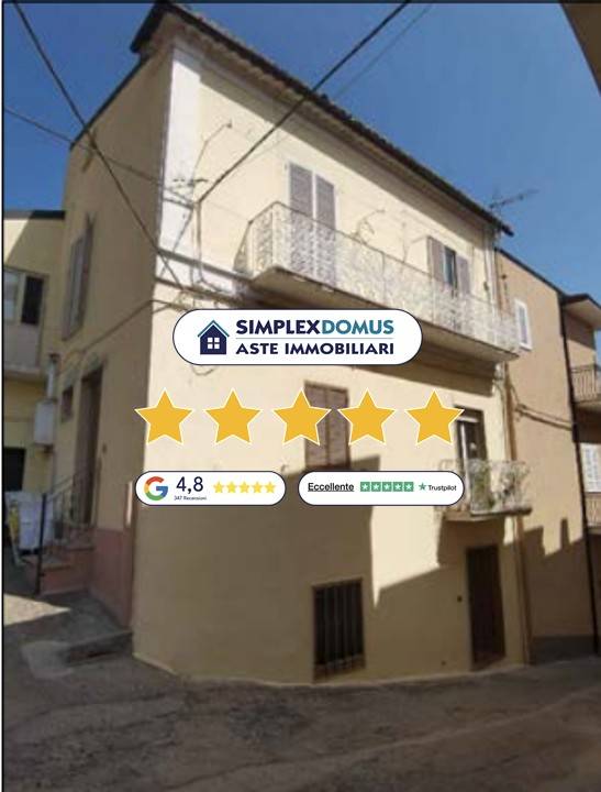 casa indipendente in vendita a Tarsia