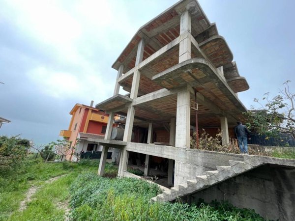 intera palazzina in vendita a Terranova da Sibari