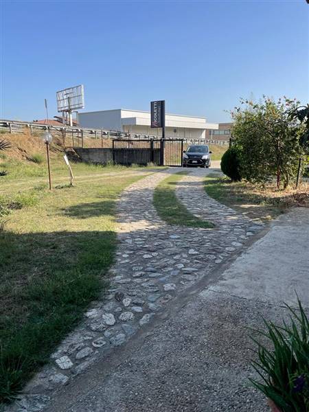 casa indipendente in vendita a Torano Castello