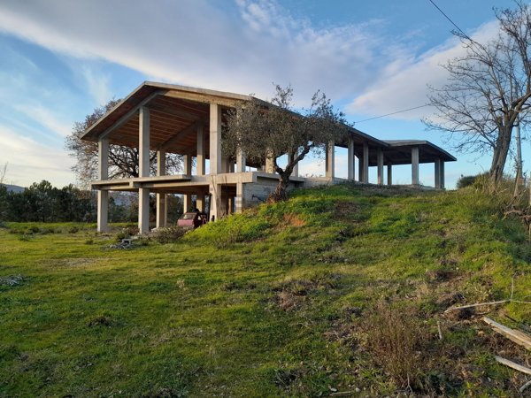 appartamento in vendita a Torano Castello