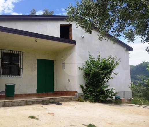 appartamento in vendita a Torano Castello in zona Sartano