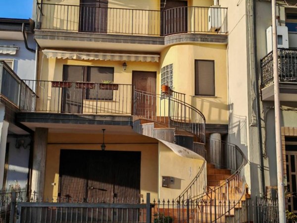 casa indipendente in vendita a Torano Castello in zona Sartano