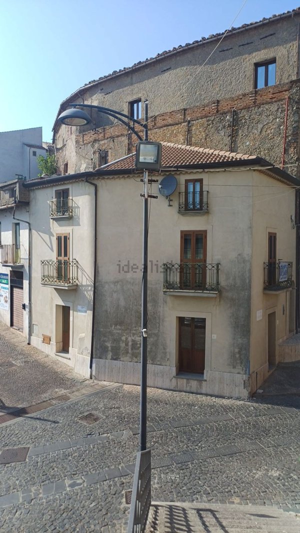 casa semindipendente in vendita a Torano Castello in zona Sartano