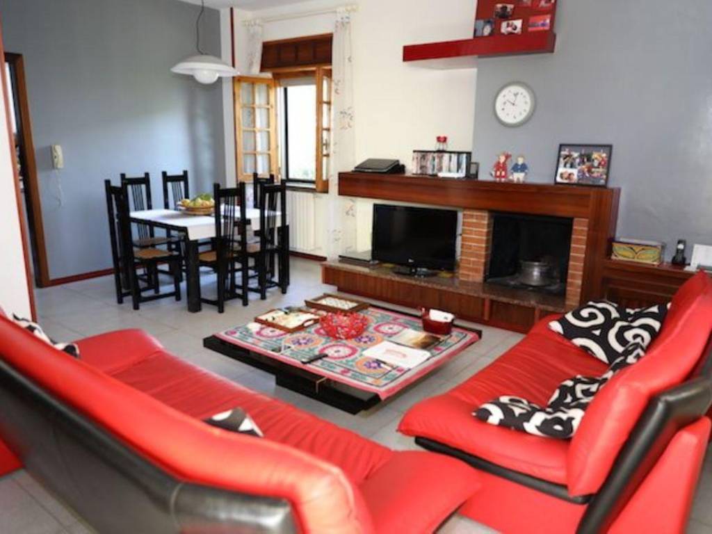 casa indipendente in vendita a Tortora