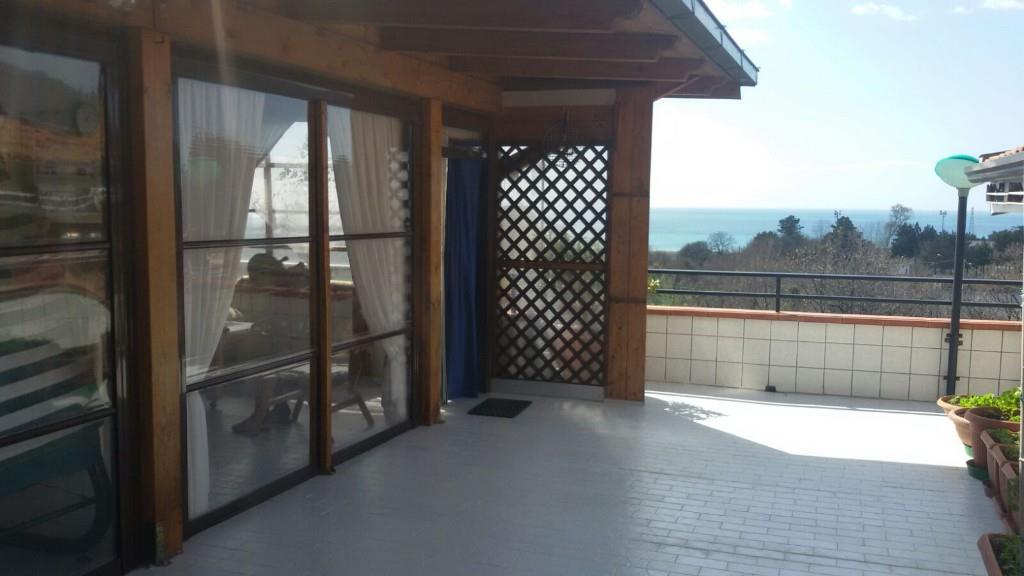 casa indipendente in vendita a Tortora