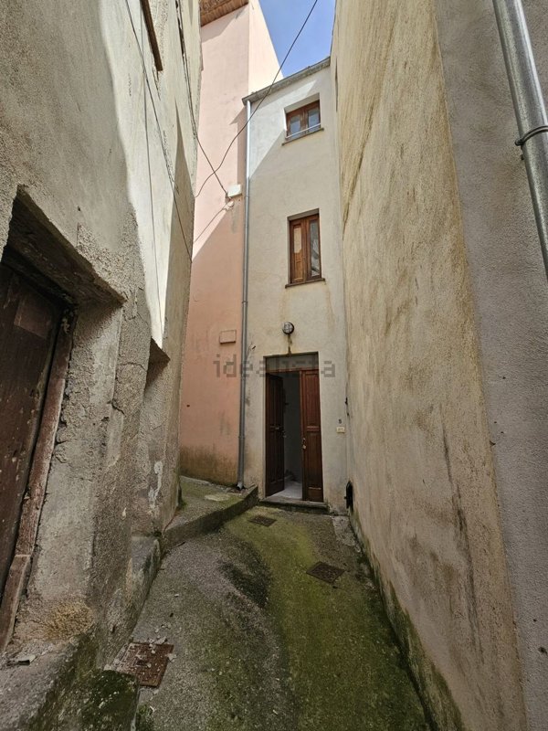 casa indipendente in vendita a Tortora