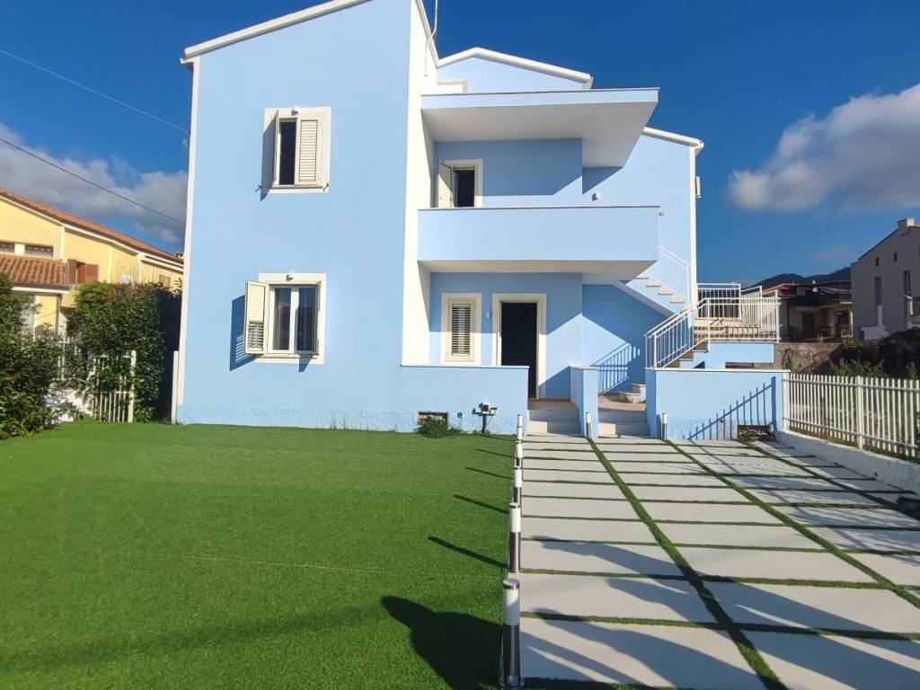 casa indipendente in vendita a Tortora