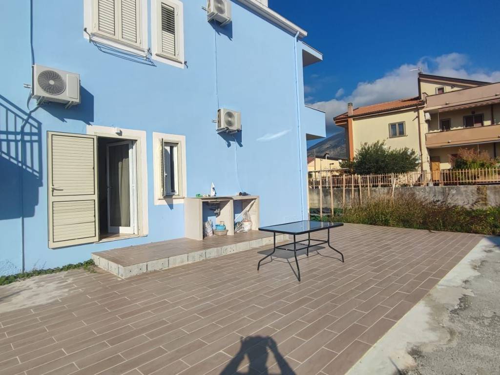 casa indipendente in vendita a Tortora