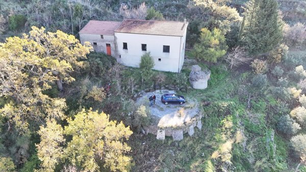 casa indipendente in vendita a Tortora