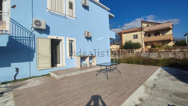 casa indipendente in vendita a Tortora