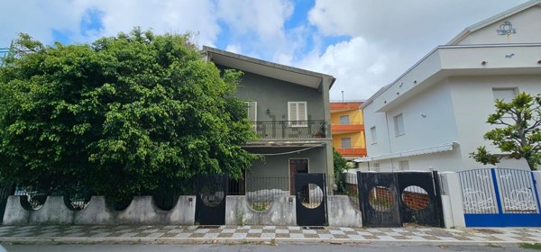 casa indipendente in vendita a Tortora