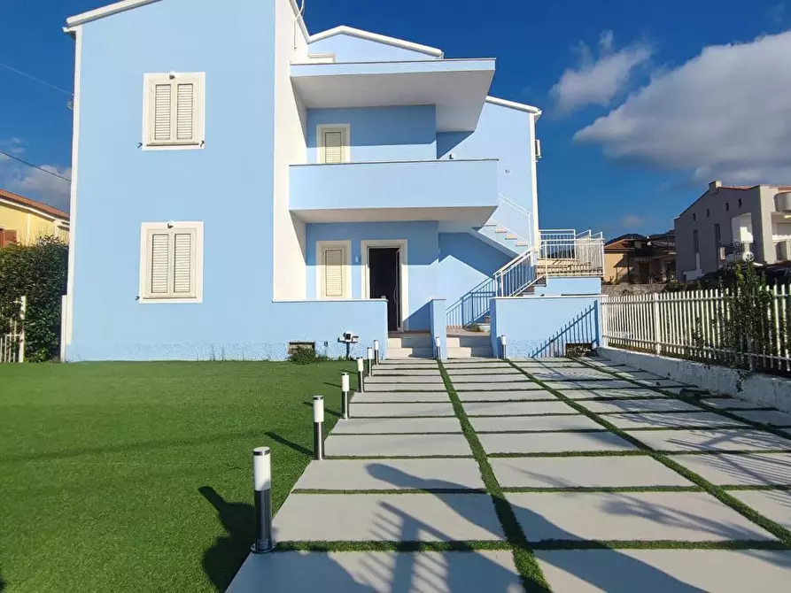 casa indipendente in vendita a Tortora