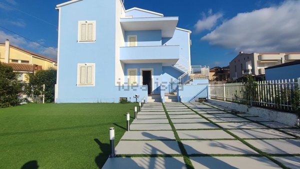 casa indipendente in vendita a Tortora