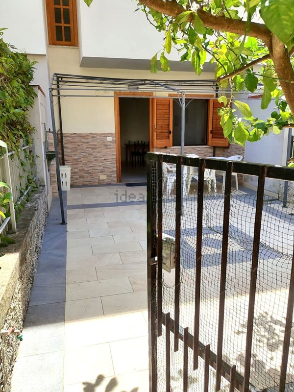 casa indipendente in vendita a Tortora